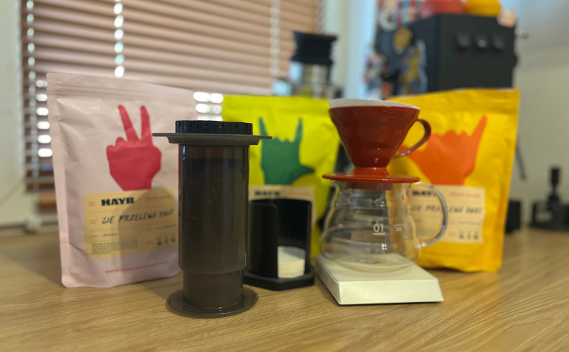 Aeropress vs dripper - która metoda parzenia kawy jest lepsza?